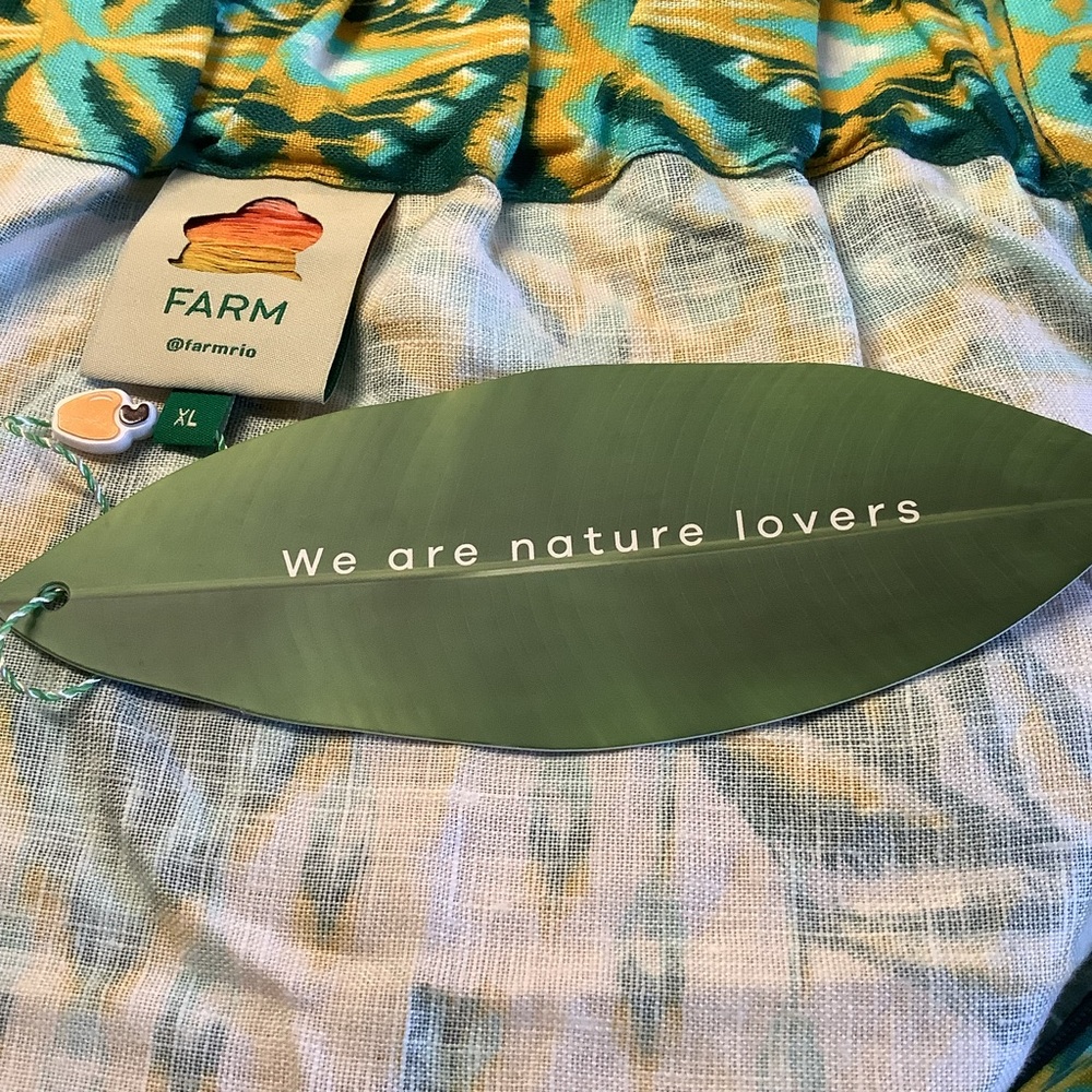 FARM RIO Blue/Greens & Cream Beads Tropical Tapestry Linen Halter Maxi Sundress - Picture 15 of 16
